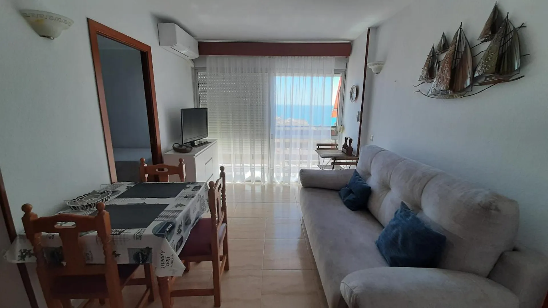 Apartamento Carolina Benalmadena Costa アパート